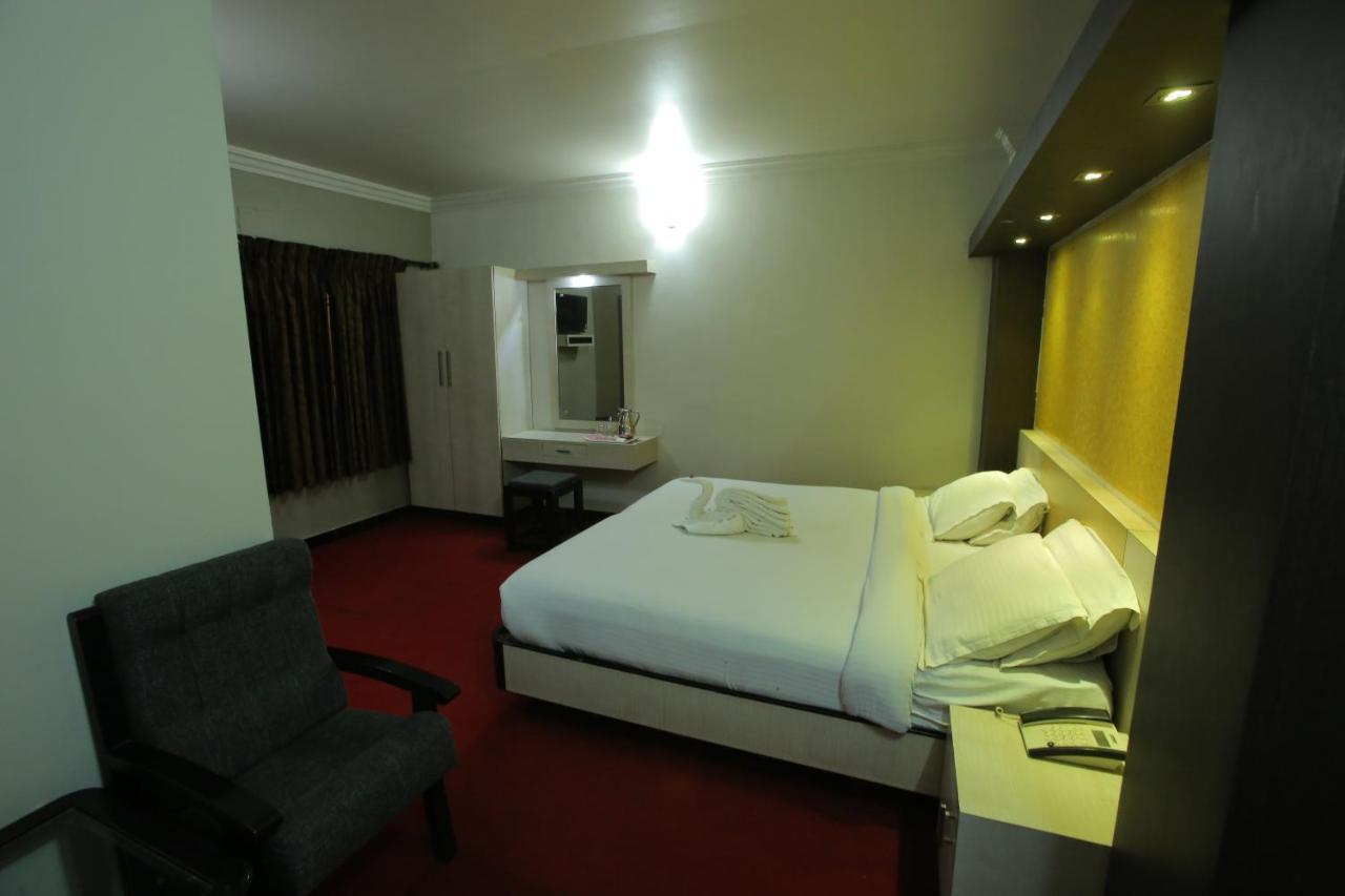 Hotel City Palace Ooty Dış mekan fotoğraf