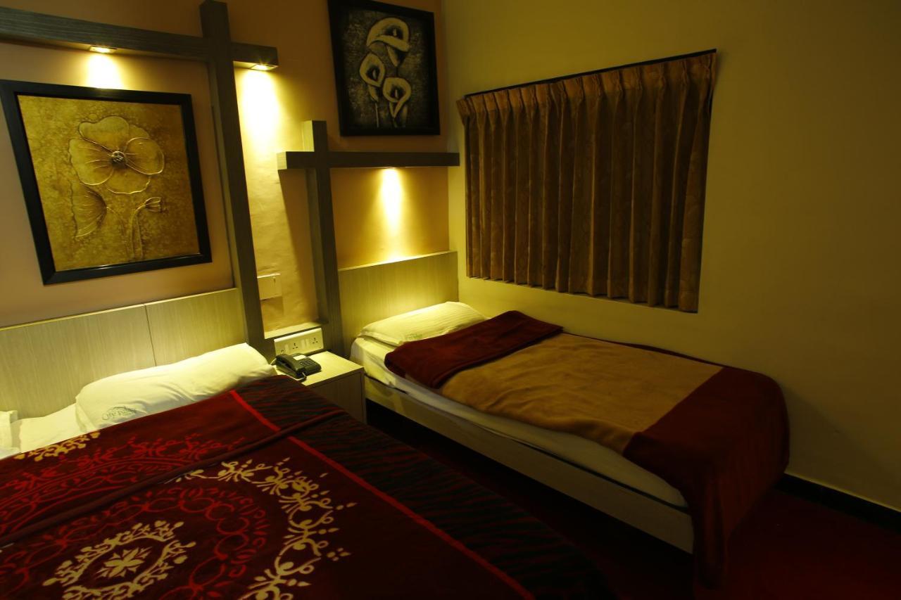 Hotel City Palace Ooty Dış mekan fotoğraf