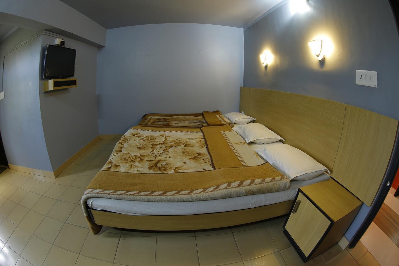 Hotel City Palace Ooty Dış mekan fotoğraf